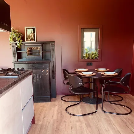 Tiny House